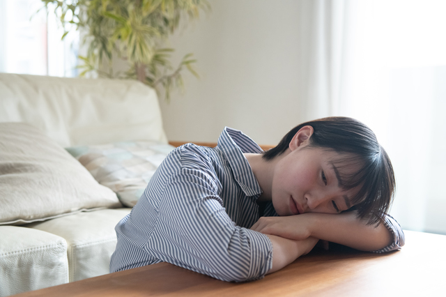 女性が気になる!生理中でも大腸カメラ検査や肛門診察は可能?大腸ポリープ切除は?専門医が解説