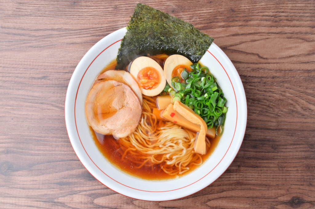 豊島区　おなかとおしりのクリニック 東京大塚　醤油ラーメンの写真